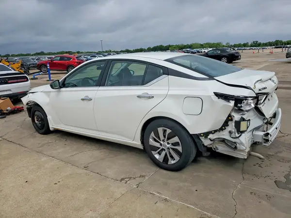 1N4BL4BV8RN417825 2024 NISSAN ALTIMA - Image 2