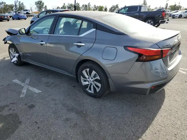 1N4BL4BV8RN424967 2024 NISSAN ALTIMA - Image 2