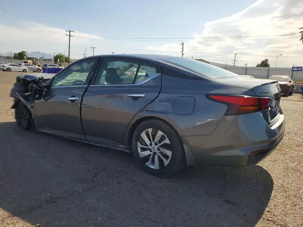 1N4BL4BV8RN428310 2024 NISSAN ALTIMA - Image 2