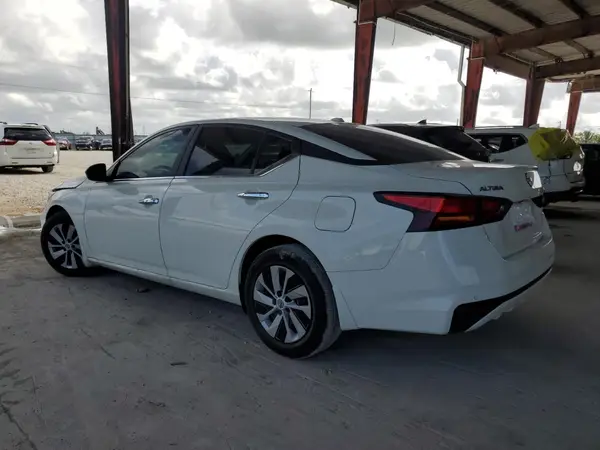 1N4BL4BV8SN333364 2025 NISSAN ALTIMA - Image 2