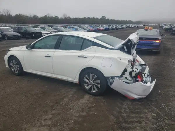 1N4BL4BV8SN347765 2025 NISSAN ALTIMA - Image 2