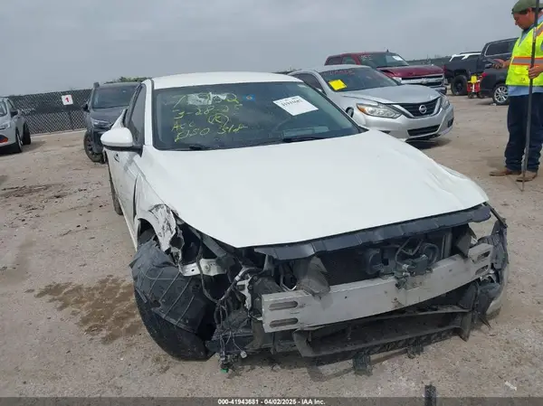 1N4BL4BV9KC209969 2019 NISSAN ALTIMA - Image 1