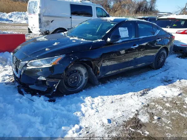 1N4BL4BV9KC240669 2019 NISSAN ALTIMA - Image 2