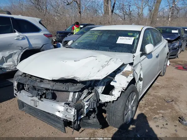1N4BL4BV9KC250215 2019 NISSAN ALTIMA - Image 2