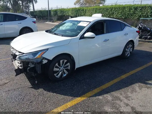 1N4BL4BV9KN310983 2019 NISSAN ALTIMA - Image 2