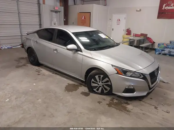 1N4BL4BV9LC130495 2020 NISSAN ALTIMA - Image 1