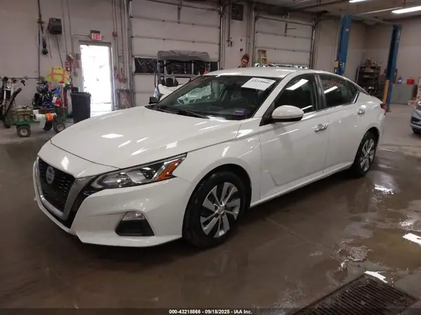1N4BL4BV9LC158183 2020 NISSAN ALTIMA - Image 2