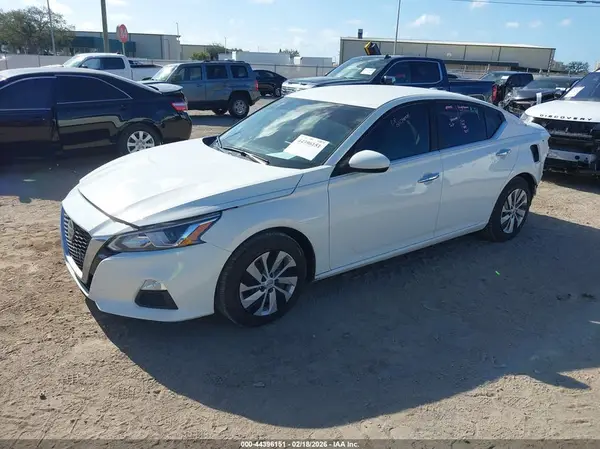 1N4BL4BV9LC275083 2020 NISSAN ALTIMA - Image 2