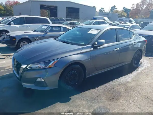 1N4BL4BV9LN311925 2020 NISSAN ALTIMA - Image 2