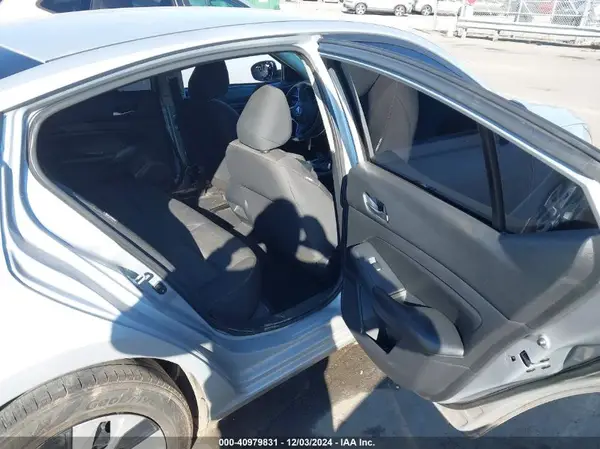 1N4BL4BV9MN301073 2021 NISSAN ALTIMA - Image 8