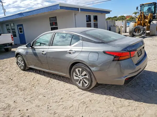 1N4BL4BV9MN363864 2021 NISSAN ALTIMA - Image 2