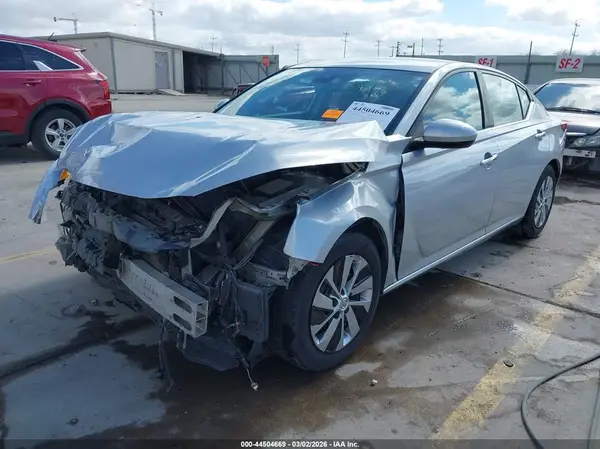 1N4BL4BV9MN366358 2021 NISSAN ALTIMA - Image 2