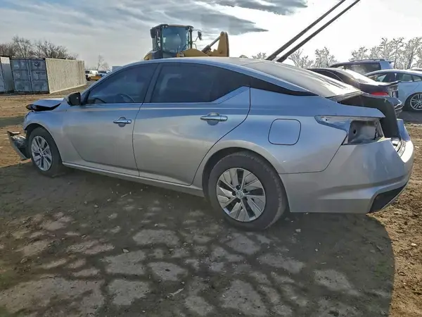 1N4BL4BV9MN382513 2021 NISSAN ALTIMA - Image 2