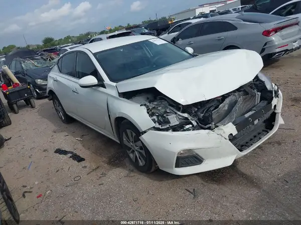 1N4BL4BV9MN388666 2021 NISSAN ALTIMA - Image 1