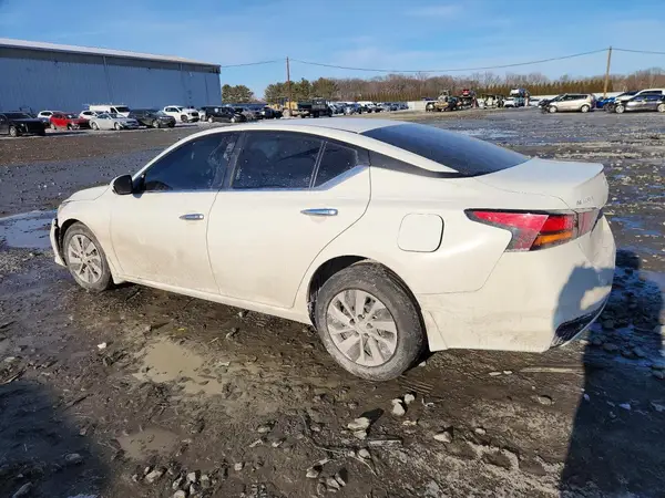 1N4BL4BV9MN415591 2021 NISSAN ALTIMA - Image 2