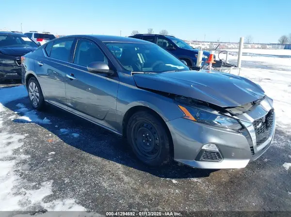 1N4BL4BV9NN318893 2022 NISSAN ALTIMA - Image 1