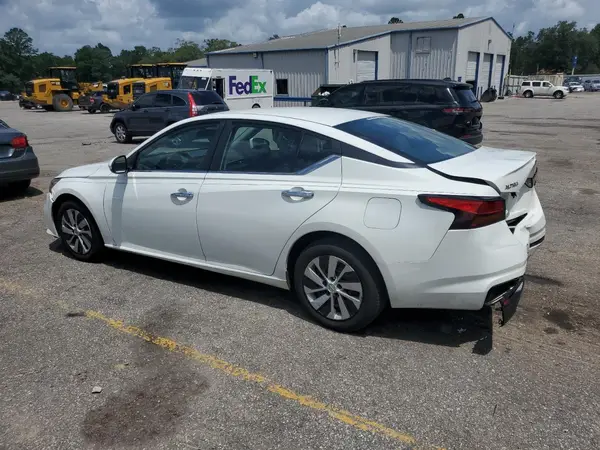 1N4BL4BV9NN335516 2022 NISSAN ALTIMA - Image 2