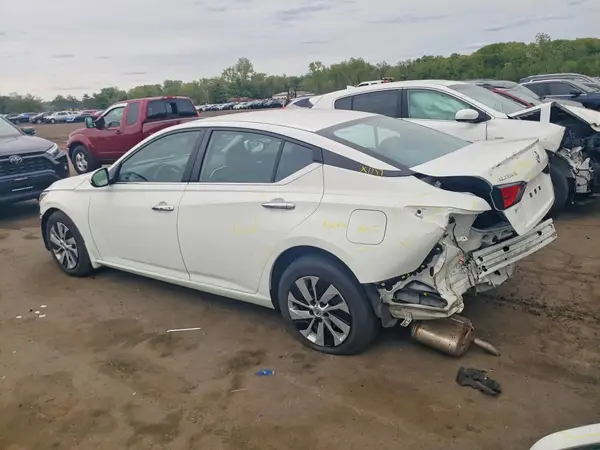 1N4BL4BV9NN377409 2022 NISSAN ALTIMA - Image 2