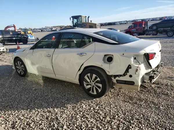 1N4BL4BV9NN385364 2022 NISSAN ALTIMA - Image 2