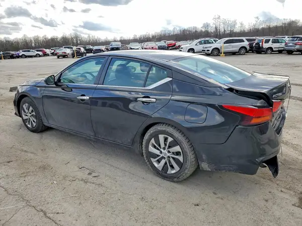 1N4BL4BV9NN388877 2022 NISSAN ALTIMA - Image 2