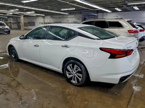 1N4BL4BV9NN389477 2022 NISSAN ALTIMA - Image 2