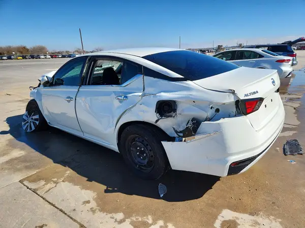 1N4BL4BV9NN390886 2022 NISSAN ALTIMA - Image 2