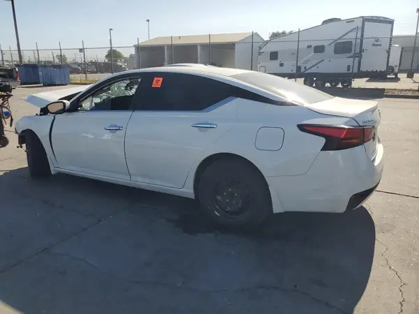 1N4BL4BV9NN414880 2022 NISSAN ALTIMA - Image 2
