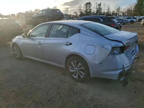 1N4BL4BV9PN324230 2023 NISSAN ALTIMA - Image 2