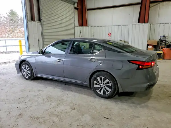 1N4BL4BV9PN415935 2023 NISSAN ALTIMA - Image 2