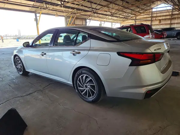 1N4BL4BV9RN320777 2024 NISSAN ALTIMA - Image 2