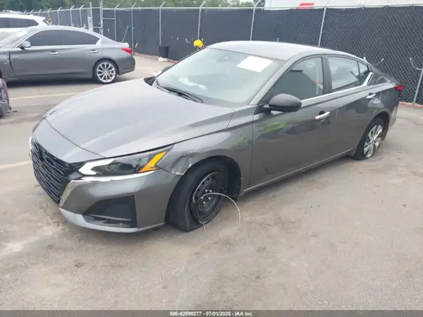 1N4BL4BV9RN367808 2024 NISSAN ALTIMA - Image 2