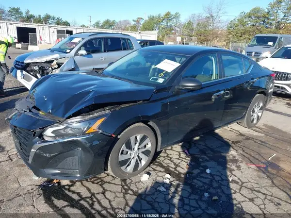 1N4BL4BV9RN377321 2024 NISSAN ALTIMA - Image 2