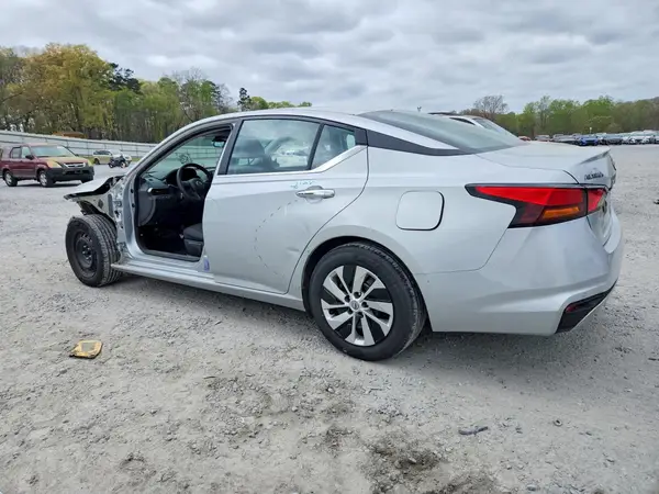 1N4BL4BV9RN379117 2024 NISSAN ALTIMA - Image 2