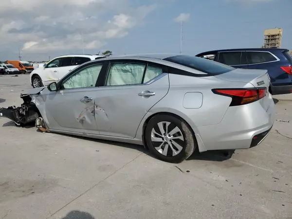 1N4BL4BV9RN379943 2024 NISSAN ALTIMA - Image 2