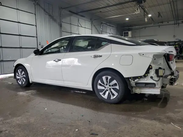 1N4BL4BV9RN396113 2024 NISSAN ALTIMA - Image 2