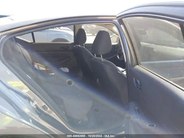 1N4BL4BV9RN406249 2024 NISSAN ALTIMA - Image 8