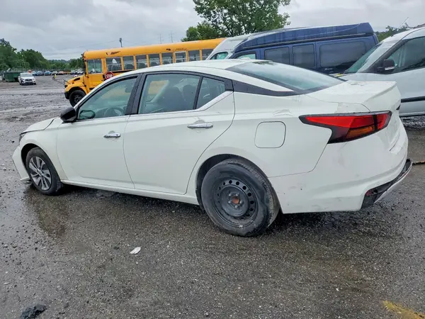 1N4BL4BV9SN340808 2025 NISSAN ALTIMA - Image 2
