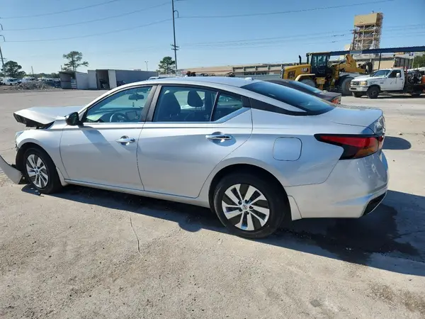 1N4BL4BV9SN346866 2025 NISSAN ALTIMA - Image 2