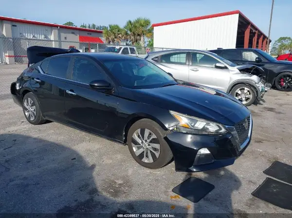 1N4BL4BVXKC143707 2019 NISSAN ALTIMA - Image 1