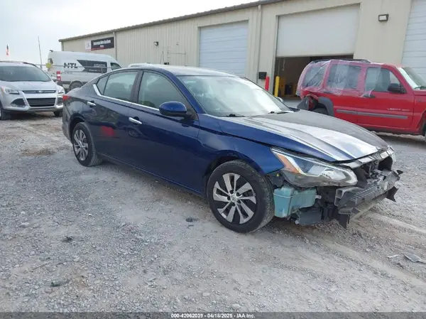 1N4BL4BVXKC226277 2019 NISSAN ALTIMA - Image 1