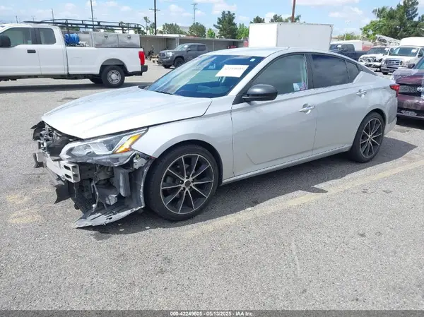 1N4BL4BVXKN313732 2019 NISSAN ALTIMA - Image 2
