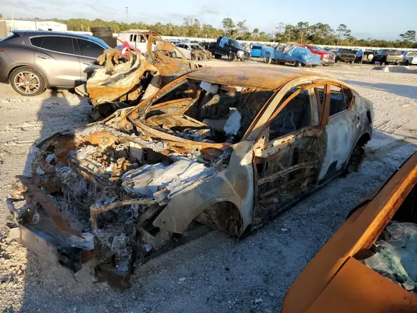 1N4BL4BVXLC124575 2020 NISSAN ALTIMA - Image 1
