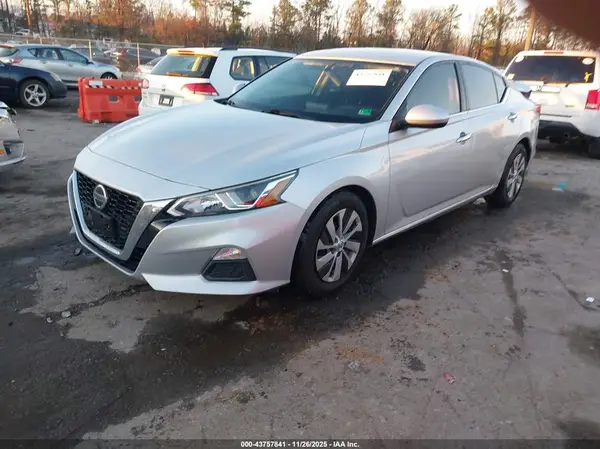 1N4BL4BVXLC135916 2020 NISSAN ALTIMA - Image 2