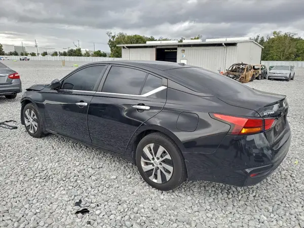 1N4BL4BVXLC137990 2020 NISSAN ALTIMA - Image 2