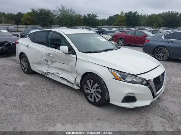 1N4BL4BVXLC154952 2020 NISSAN ALTIMA - Image 1