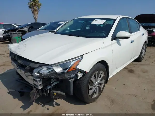 1N4BL4BVXLC173968 2020 NISSAN ALTIMA - Image 2