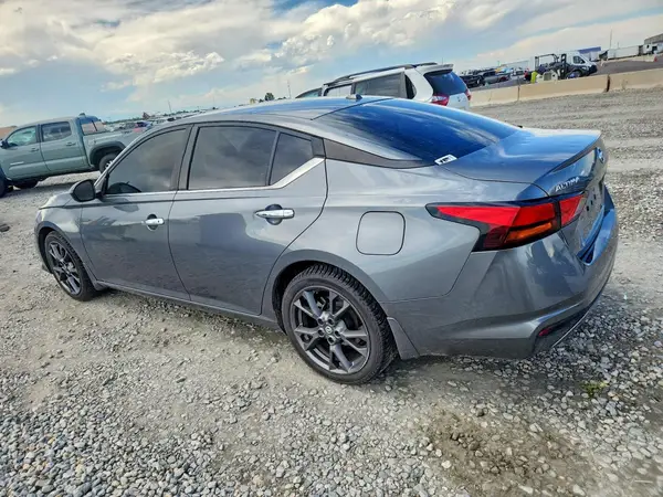 1N4BL4BVXLC175879 2020 NISSAN ALTIMA - Image 2