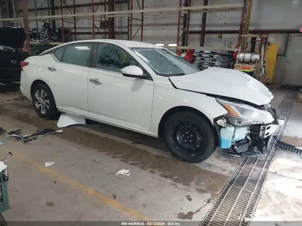 1N4BL4BVXLC213305 2020 NISSAN ALTIMA - Image 1