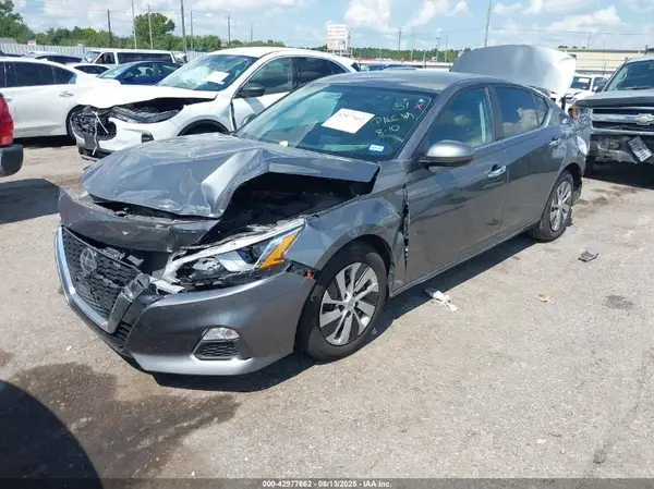 1N4BL4BVXLC216611 2020 NISSAN ALTIMA - Image 2