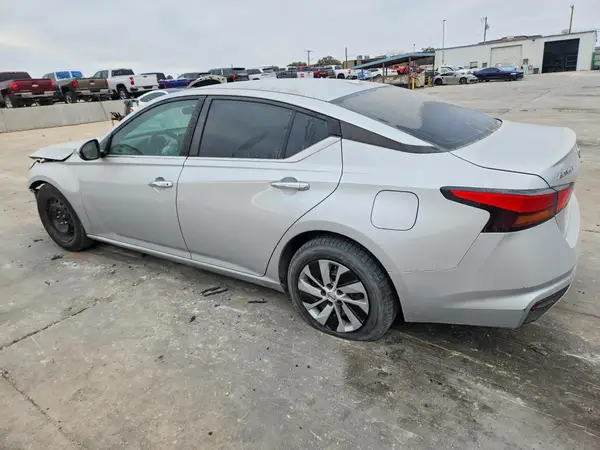 1N4BL4BVXLC248698 2020 NISSAN ALTIMA - Image 2
